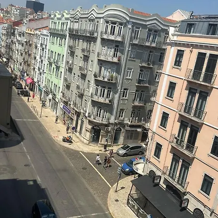 Δωμάτια σε οικογενειακή κατοικία Alameda Lisboa